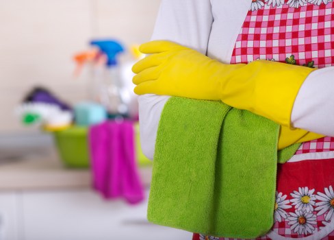 Kitchen and bathroom cleaning for a short-let property in Sutton